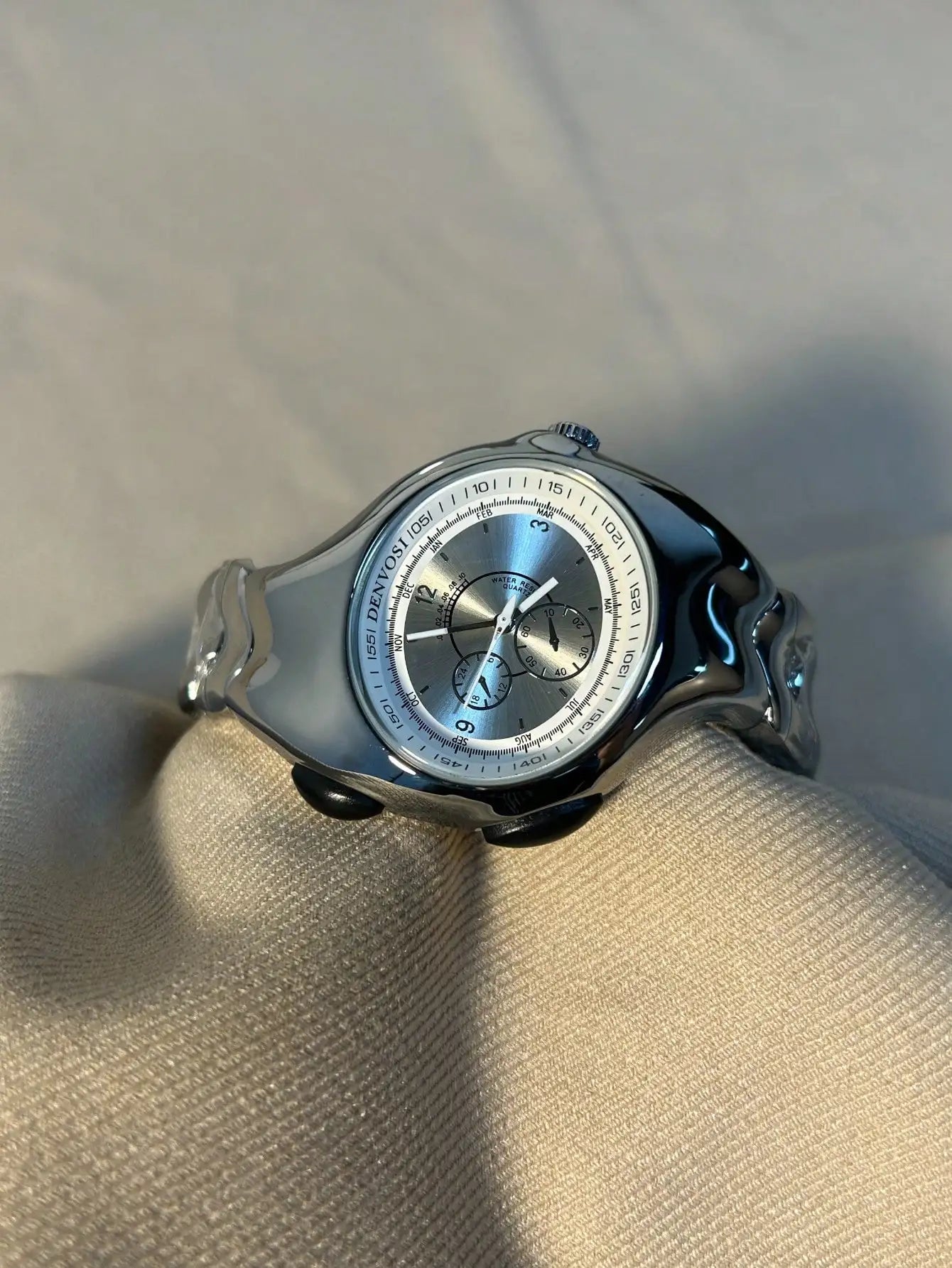 1Pc Men'S Irregular Y2K Non Mechanical Watch, Twisted Retro Fashion Quartz Watch